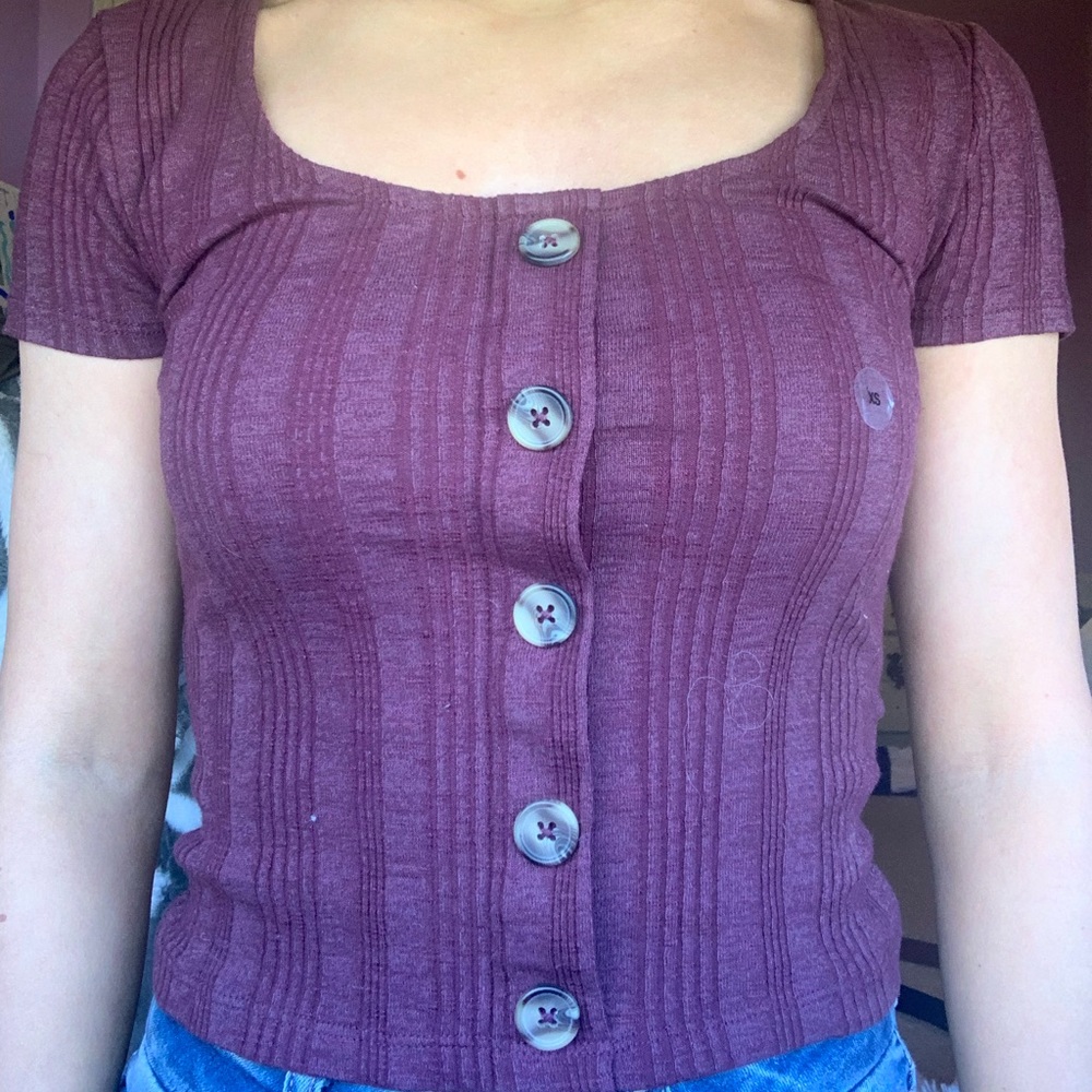 Short sleeve top